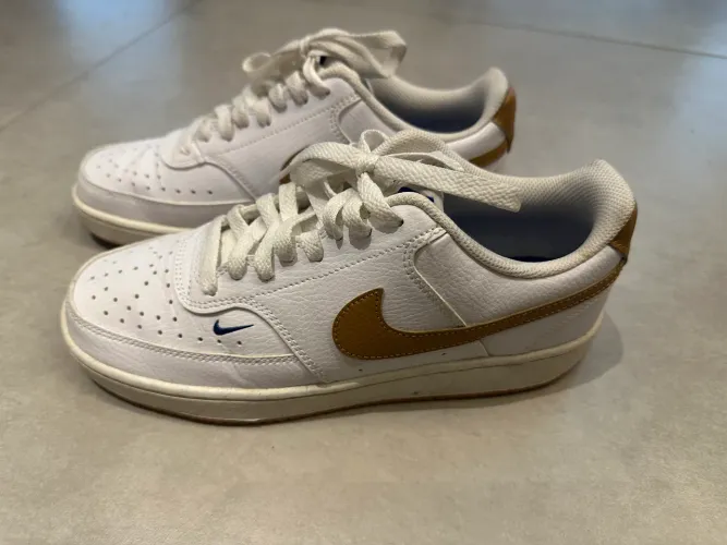 Tênis Nike court vision