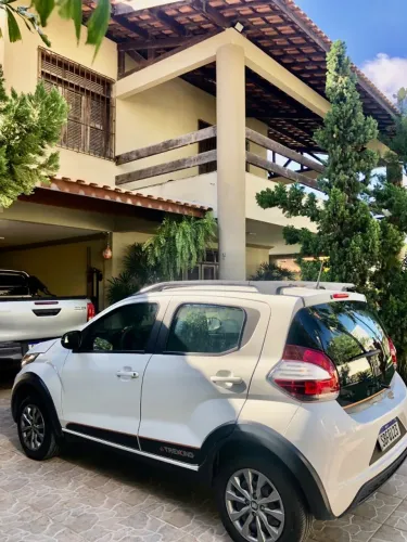 Fiat Mobi Trekking 1.0 Flex 5P 2025