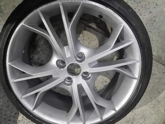 Roda aro 18 Cruz de Malta Kr Prata VW Gol 4X100