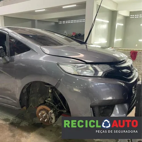 Sucata de Honda fit 2016 automático para retirada de peças leia a descrição