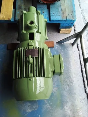 Bomba de água trifásico 10 cv .