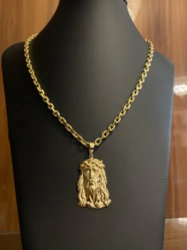 Conjunto em Ouro 18K 42 gramas