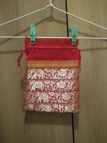 Saquinho drawstring indiano