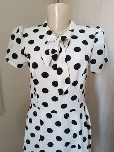 Vestido Retrô Anos 60, 70 e 80 