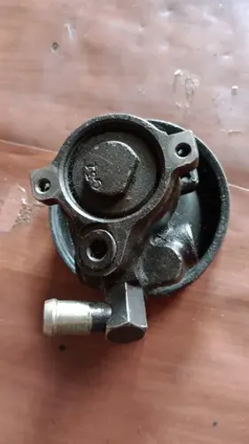 Bomba de direção Ford Zetec 1.8, com polia