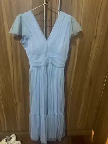 Vestido festa azul com brilho