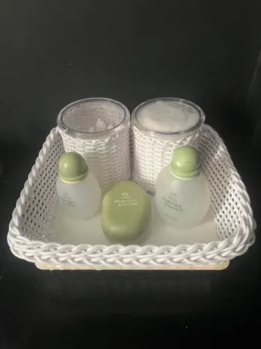 KIT NATURA///NECESSAIRE NATURA///TOALHA C. CAPUZ HOMEM DE FERRO