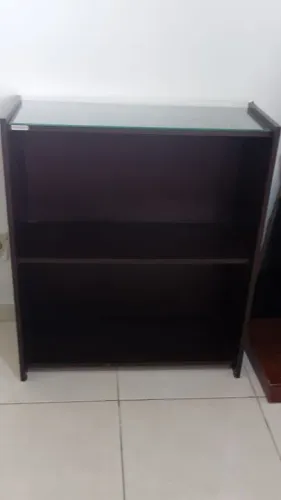 Estante de Escritório com Prateleiras