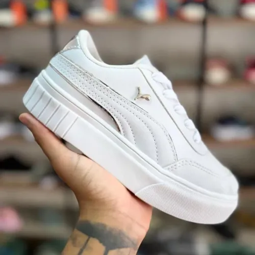 Tênis branco feminino coleção ano novo 