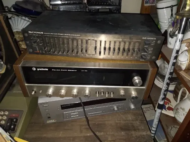 CYGNUS,  GE-1800 X, equalizador...