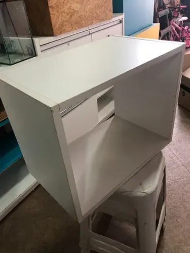 Expositor para montar vitrine tipo colmeia
