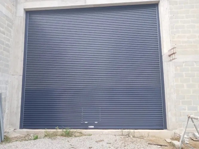 Porta de enrolar Automática