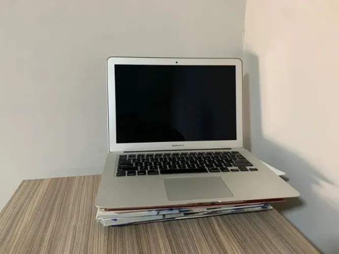 2015MacBook Air 13インチ i5 8GB121GB-21-3 2015MacBook Air 13インチ i5 8GB121GB-21 Amazon.com: Apple