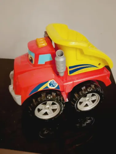 Caminhão Falante - Chuck Hasbro