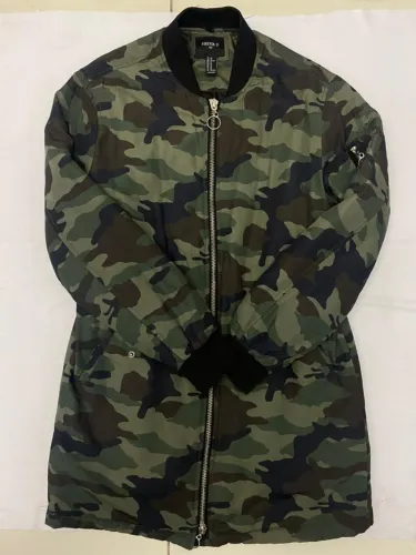 Jaqueta Camuflada Forever 21 - Excelente Estado