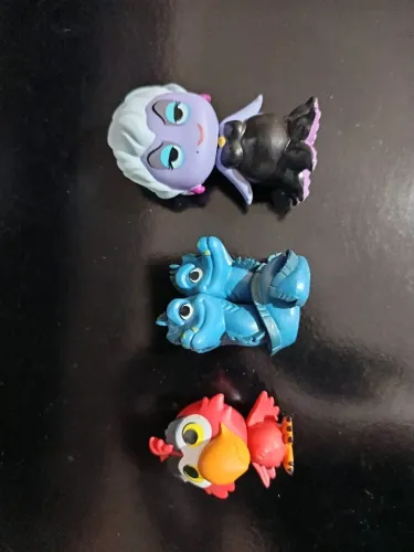 Mystery mini disney Aladdin e pequena sereia