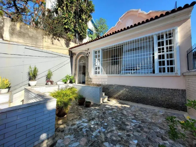 Casa de rua à venda, 6 quartos, 4 vagas, Santa Teresa - RIO DE JANEIRO/RJ