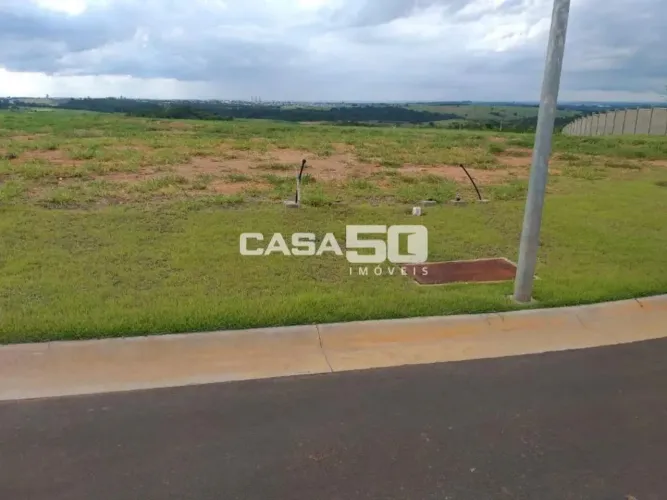 Terreno a Venda Condomínio Sousas - Campinas