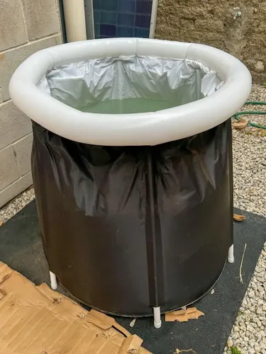 Banheira de gelo inflável e portátil