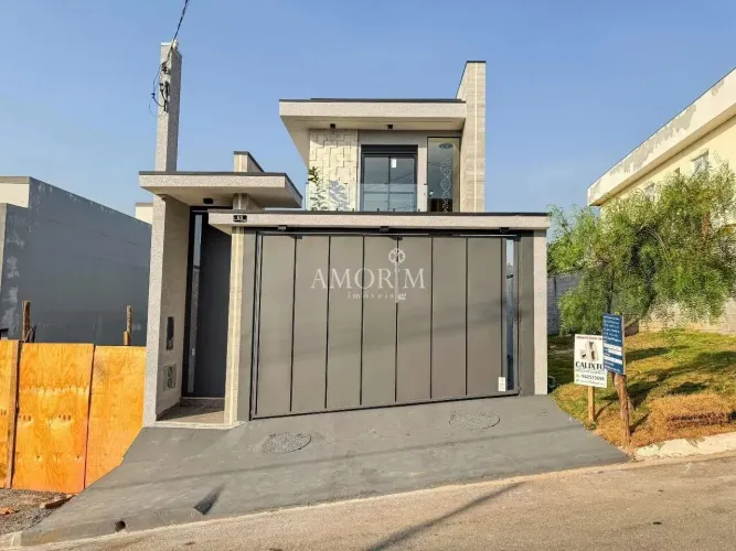 CASA MODELO - 3 QUARTOS 1 SUÍTE E 2 VAGAS NO CONDOMÍNIO VILLAS DO JAGUARI EM SANTANA DE PA