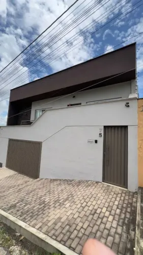 Casa a venda próximo ao novo Fórum em Varginha-MG