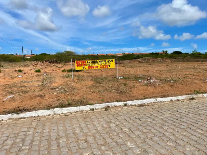 LOTES NO MOINHO DOS VENTOS EM EXTREMOZ 