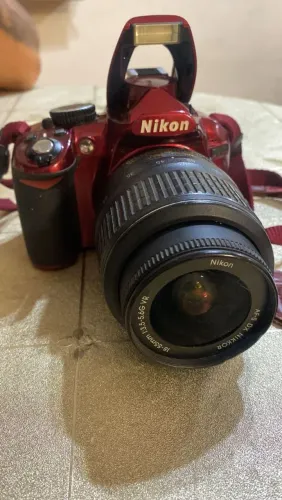 Camera profissional Nikon modelo D3100