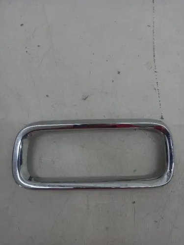 Moldura Grade Friso Cromado Jeep Renegade 16 Original Usado