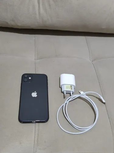 iPhone 11 64gb - Carregador original e Nota fiscal