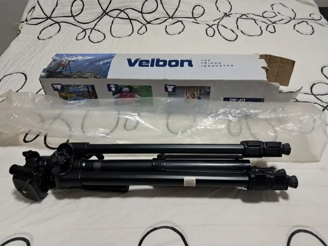 Tripé Velbon