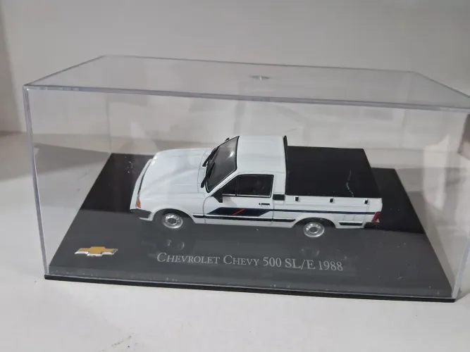 Miniatura Chevrolet Chevy 500 SL/E 1988 Escala 1 43 
