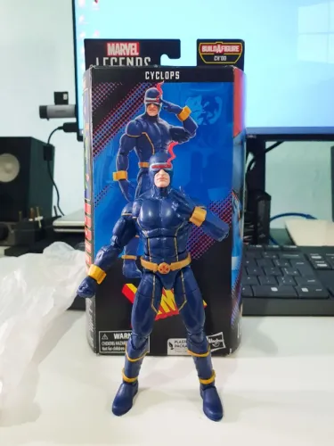 Boneco Ciclope Marvel Legends Series X-men 15 Cm Hasbro