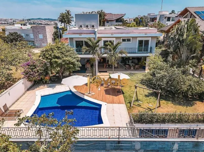 Casa à Venda, 4 Suítes, 523 m² e 840m2 T. - Condomínio Reserva do Paratehy - Urbanova -SJC