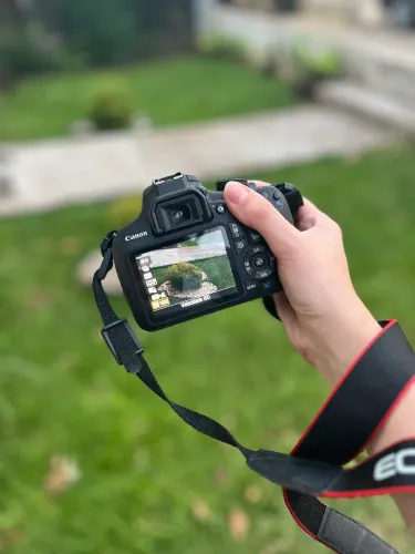 Câmera Cânon EOS Rebel T5