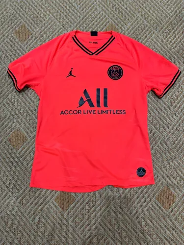 Camisa PSG laranja Jordan Oficial