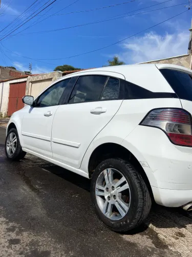 Chevrolet Agile LTZ Easytronic 1.4 8V Flexpower 5P 2013