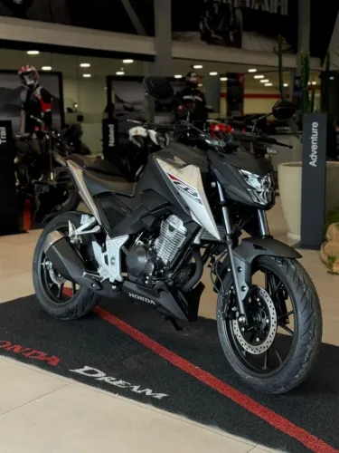 CB 300F Twister CBS 2026 0km - Autorizada Honda