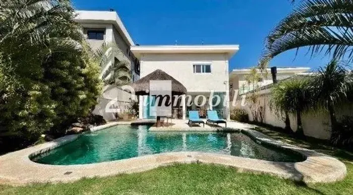 Casa à venda em Jandira, Granja Viana, com 4 quartos, com 380 m², Reserva Santa Maria