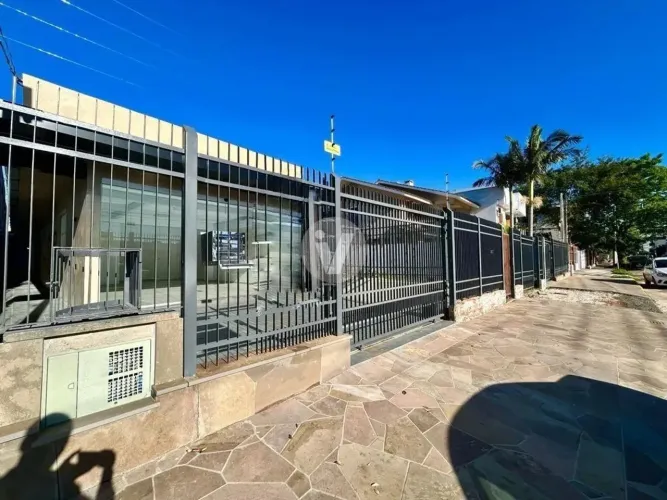 Sala comercial para locação, localizada no bairro Camobi.