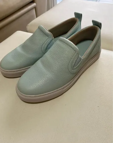 Tênis feminino Slip on Mr cat cor azul celeste 35