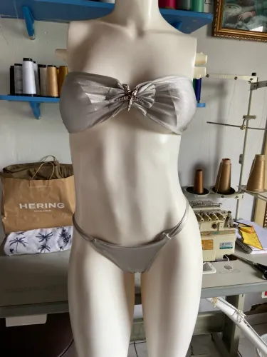 Vende-se biquíni nunca usado tamanho P