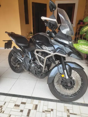 Vendo Moto Zontes T350X 24/25 Preta - Quitada / Único Dono - 6.500 km rodados