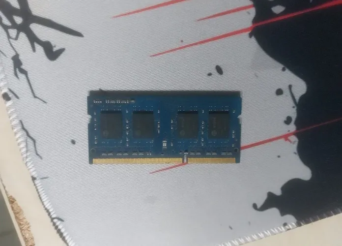 Memoria ram 4Gb semi nova 