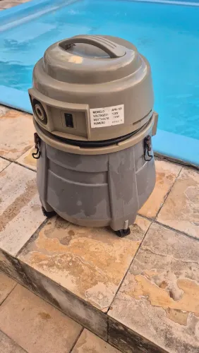 Aspirador de pó/água 
