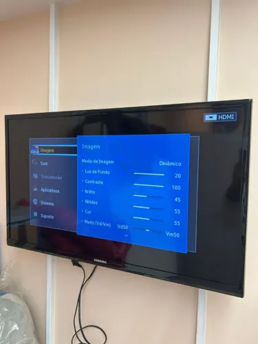 TV Led 32" Samsung Não é Smart UN32FH4205G