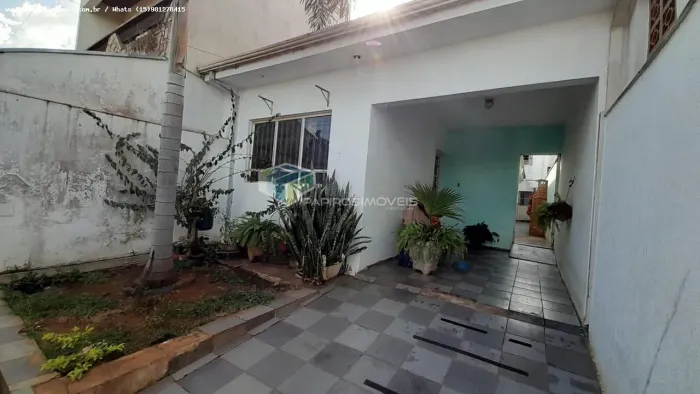 Casa para Venda em Tatuí, São Judas Tadeu, 2 dormitórios, 1 suíte, 1 banheiro, 1 vaga