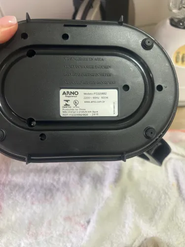? Cafeteira Arno 220V - 600W Vendo Cafeteira Arno, jarra de vidro