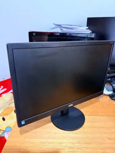 Monitor AOC LED 18,5