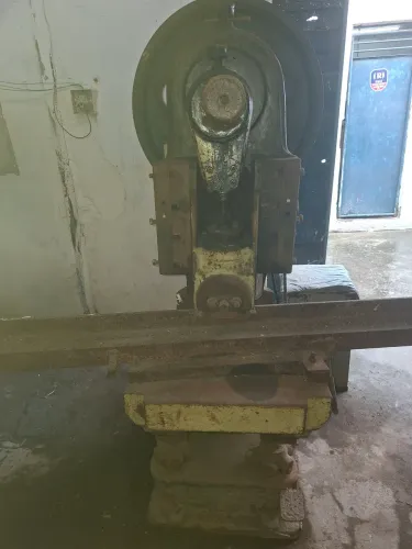Prensa Excêntrica 25 ton