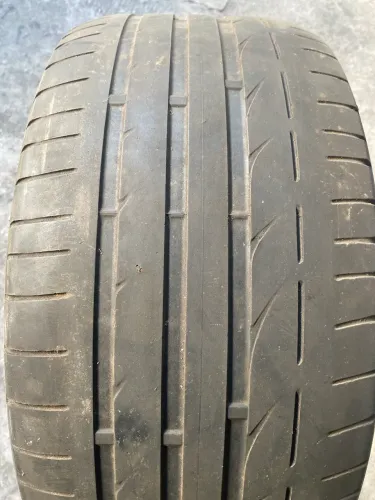 Pneu 275/40/19 Bridgestone